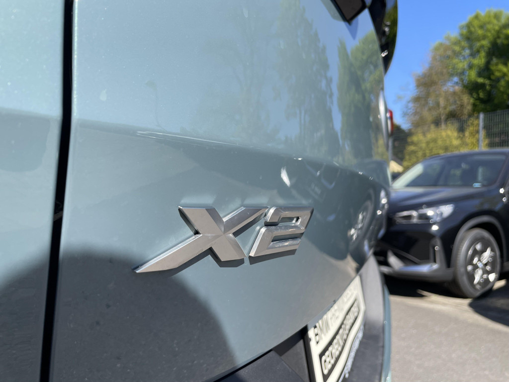 BMW X2