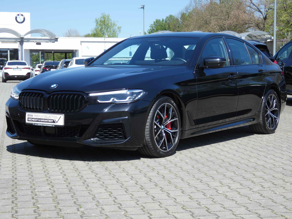 BMW M550