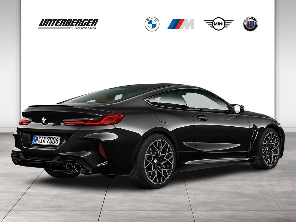 BMW M8