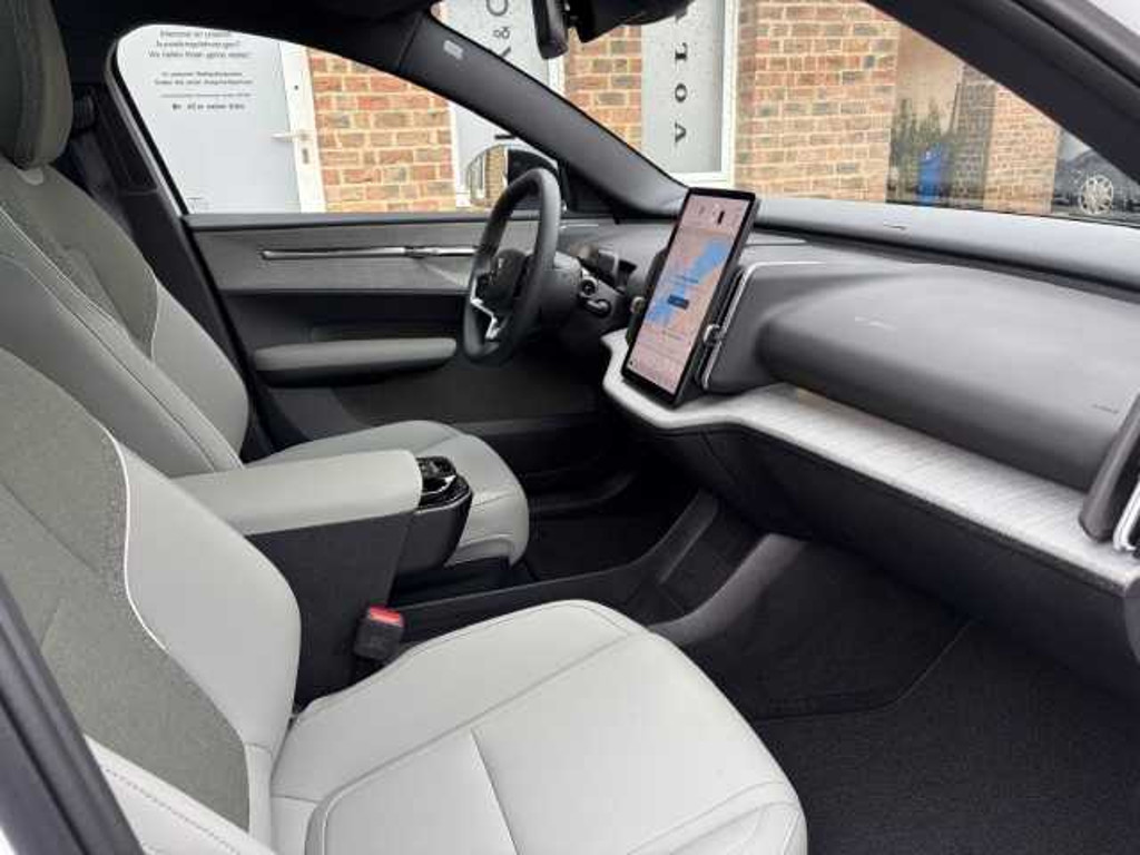 Volvo EX30