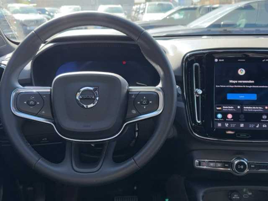 Volvo EX40