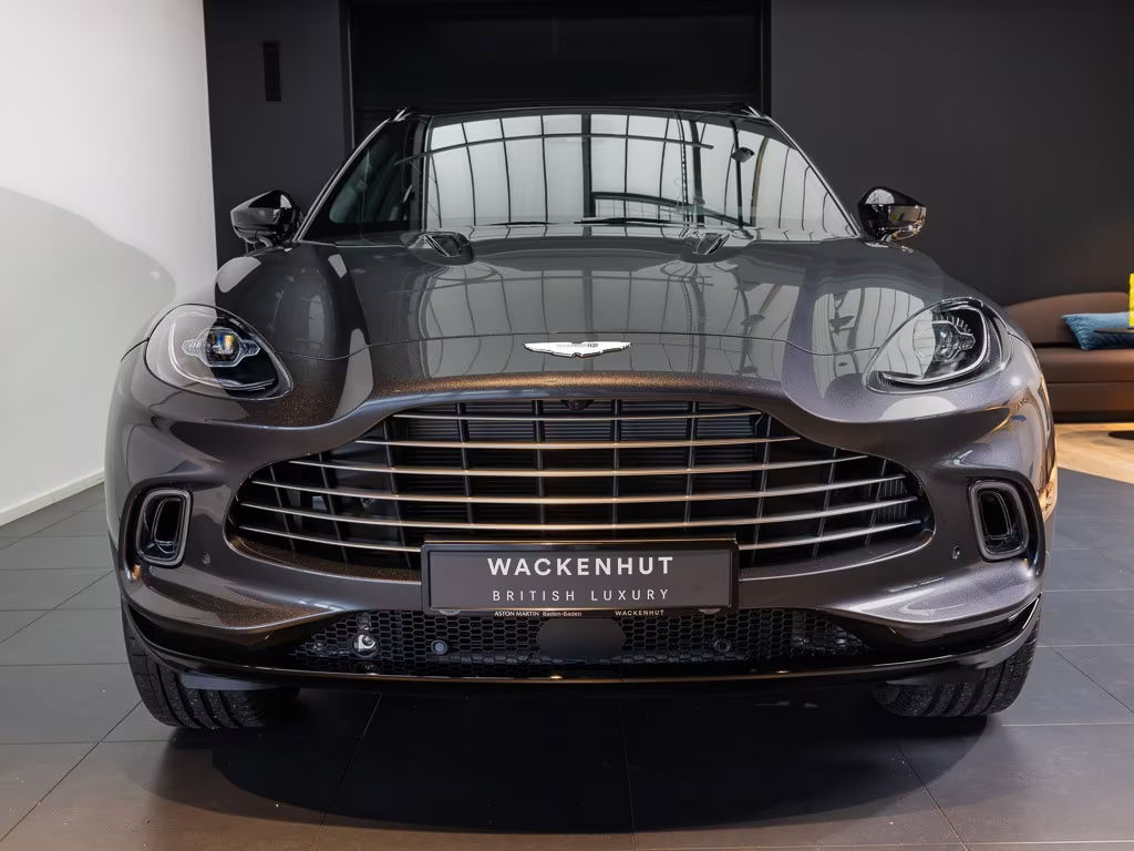 Aston Martin DBX
