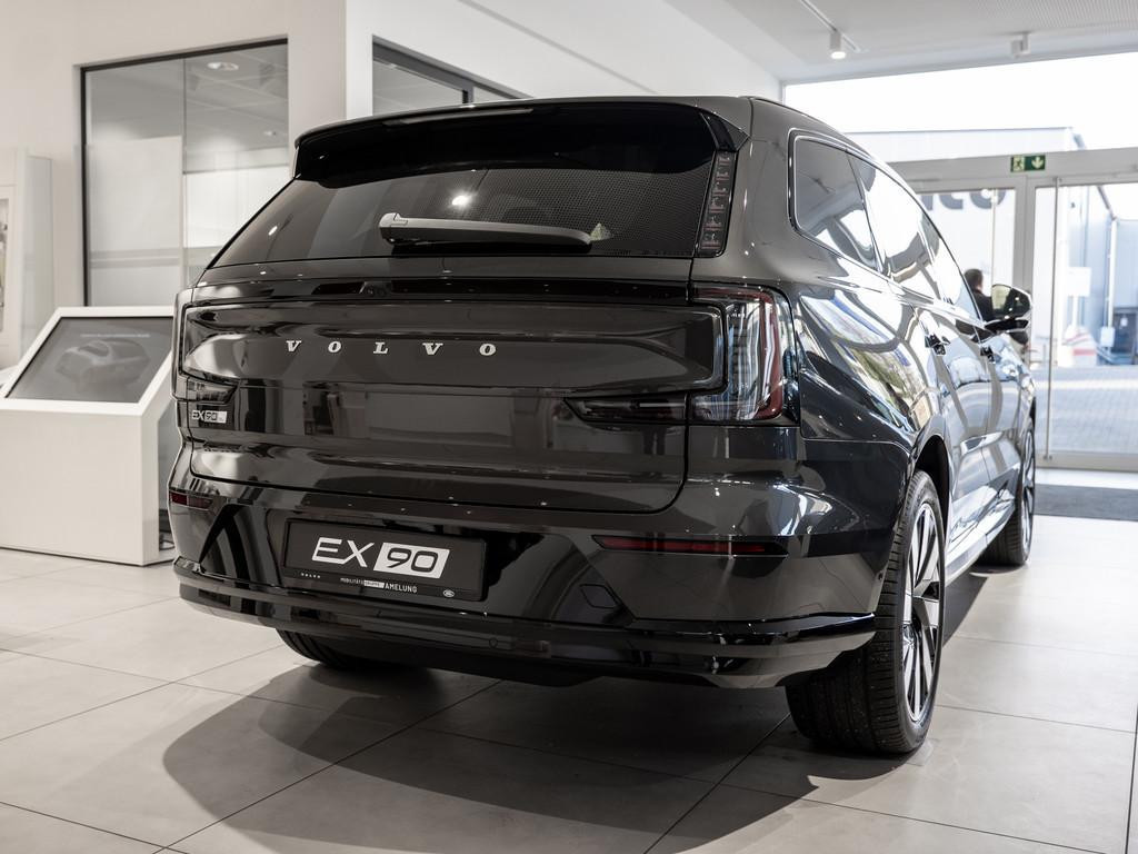Volvo EX90