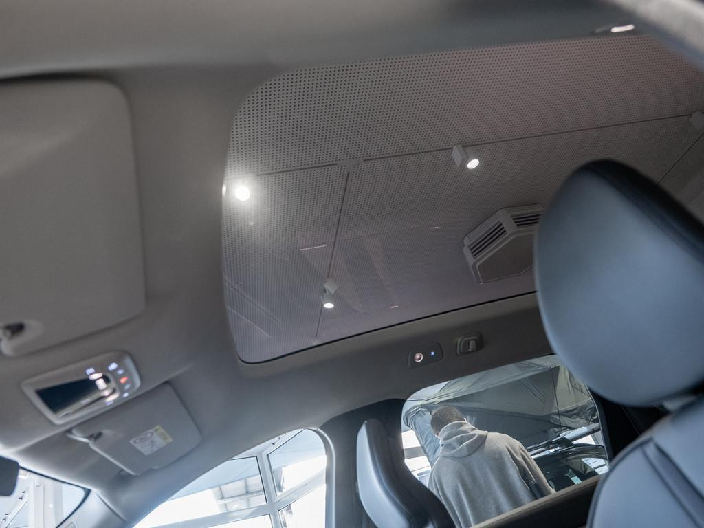 Volvo EX90