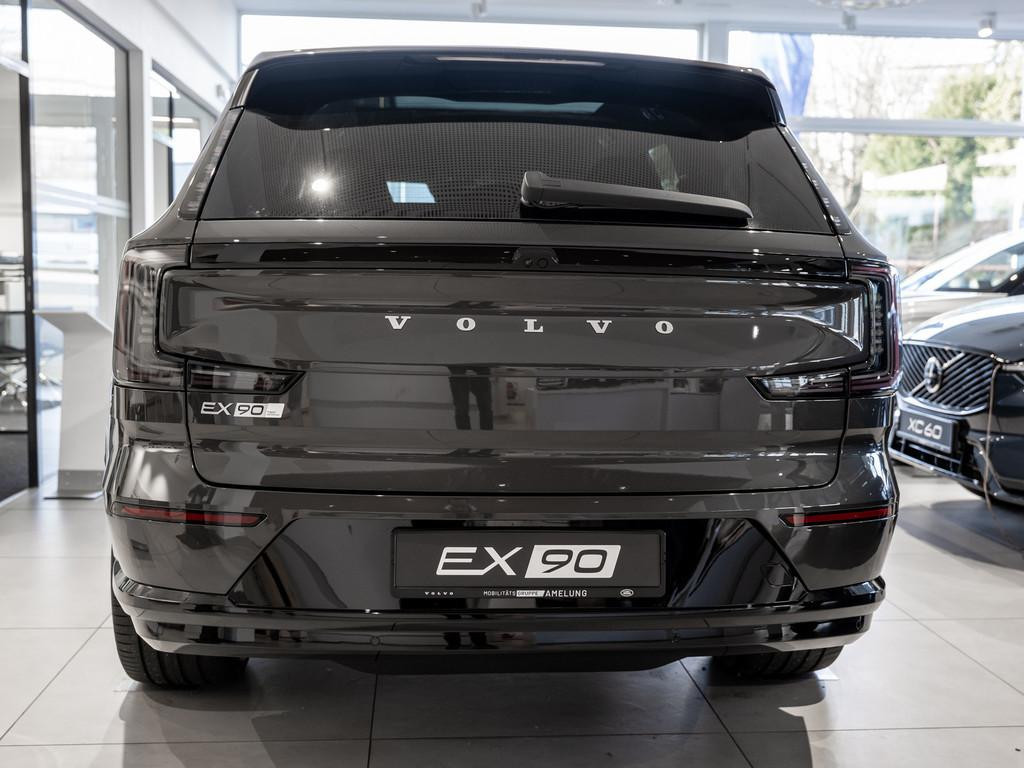 Volvo EX90