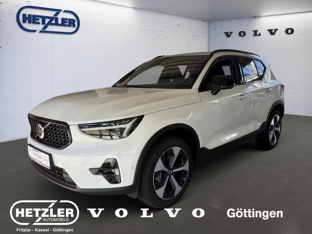 Volvo XC40 Plus Dark
