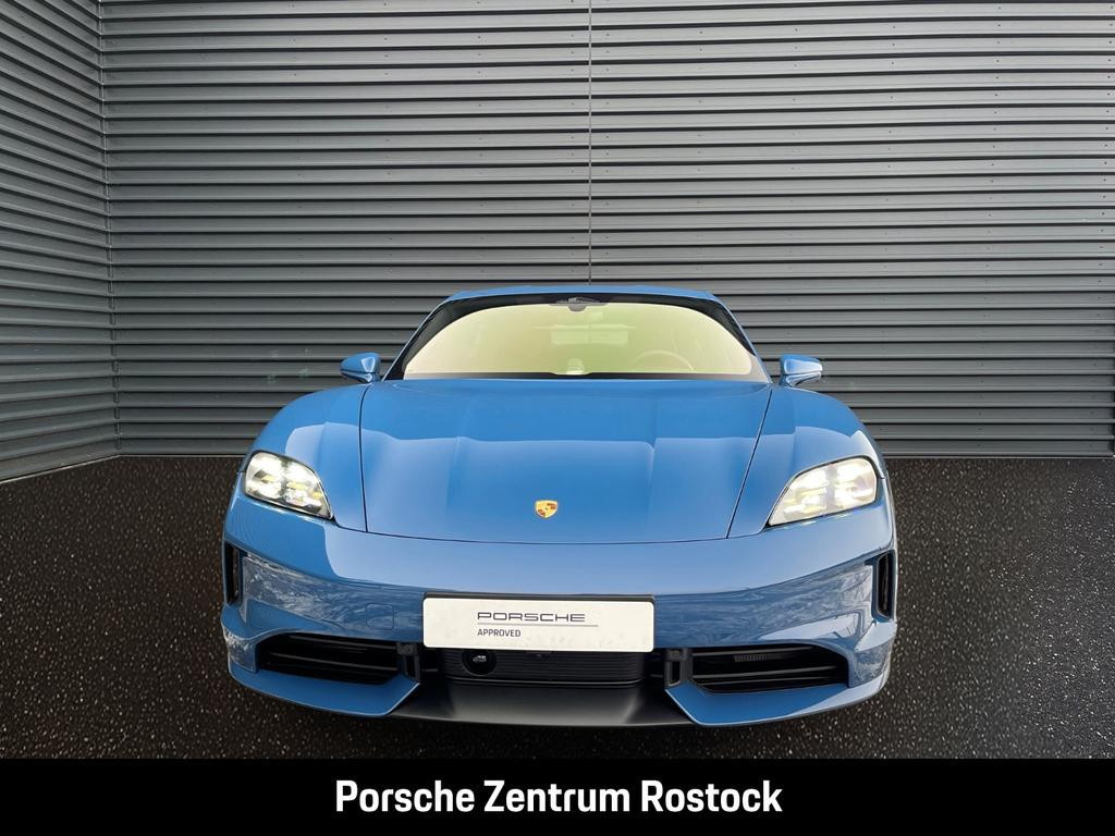 Porsche Taycan Black Edition