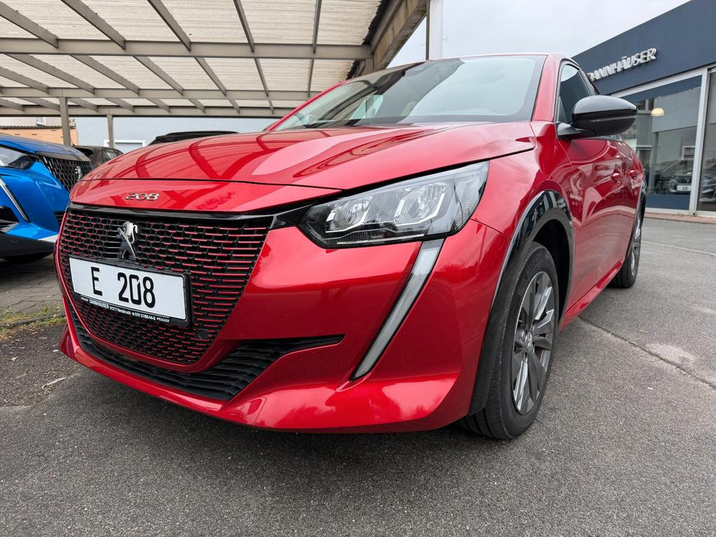 Peugeot e-208