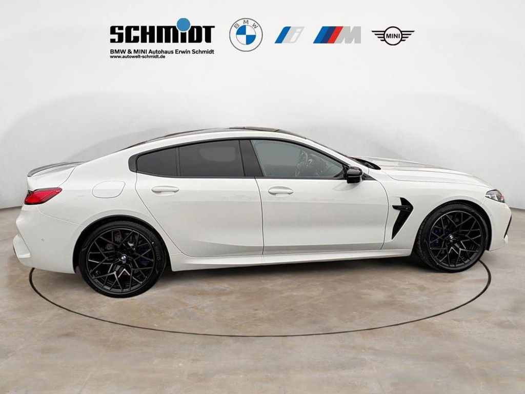 BMW M8