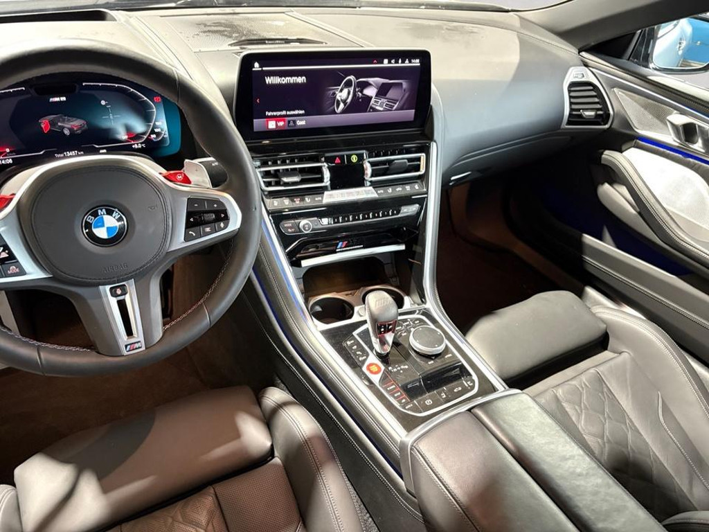 BMW M8