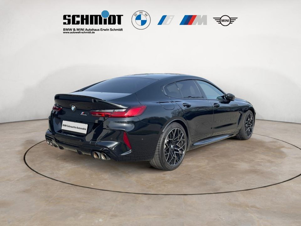 BMW M8