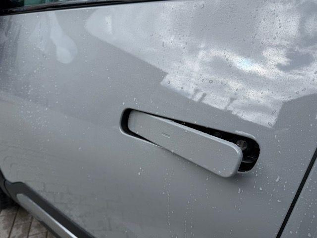 Kia EV2