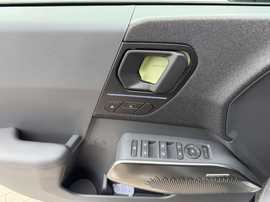 Kia EV2