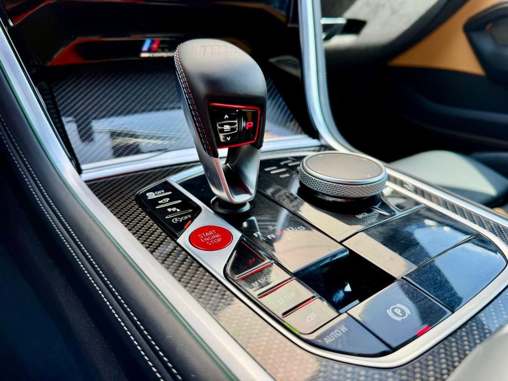 BMW M8