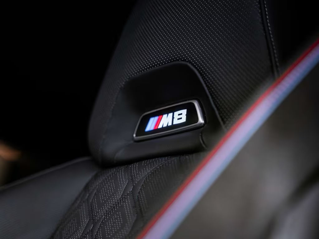 BMW M8