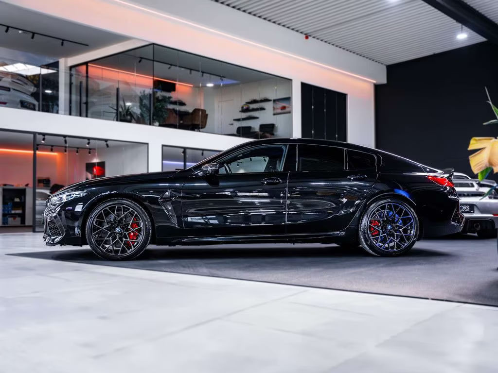 BMW M8