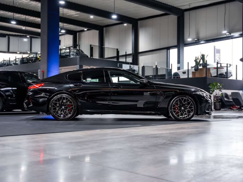BMW M8