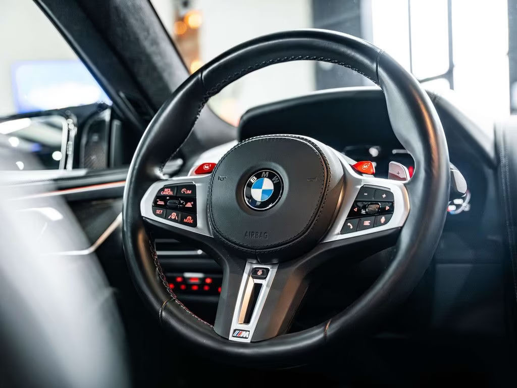 BMW M8