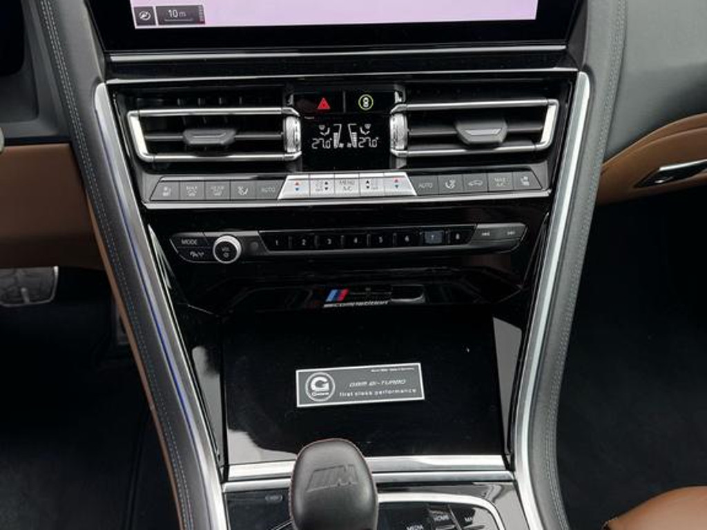 BMW M8