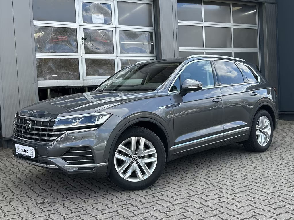 Volkswagen Touareg Luft / AHK / Innovision Coc.