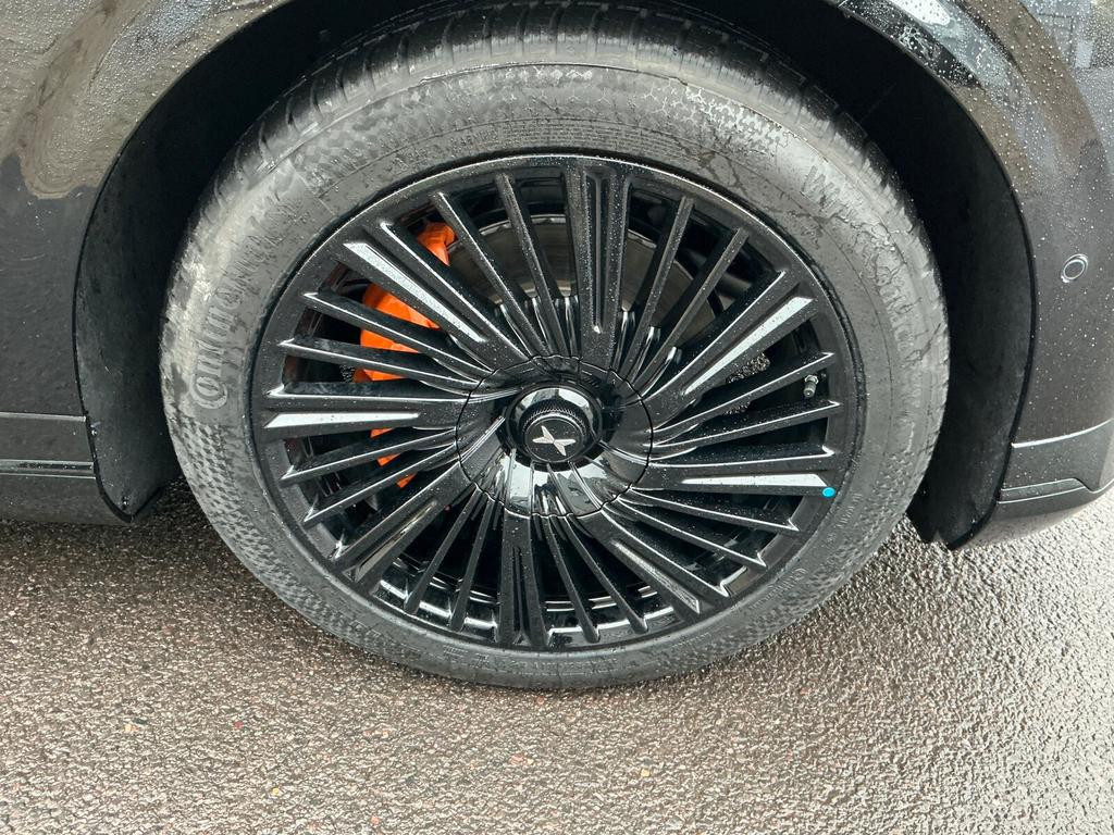 Xpeng G9