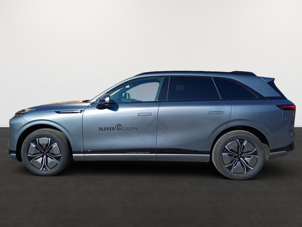 Xpeng G9