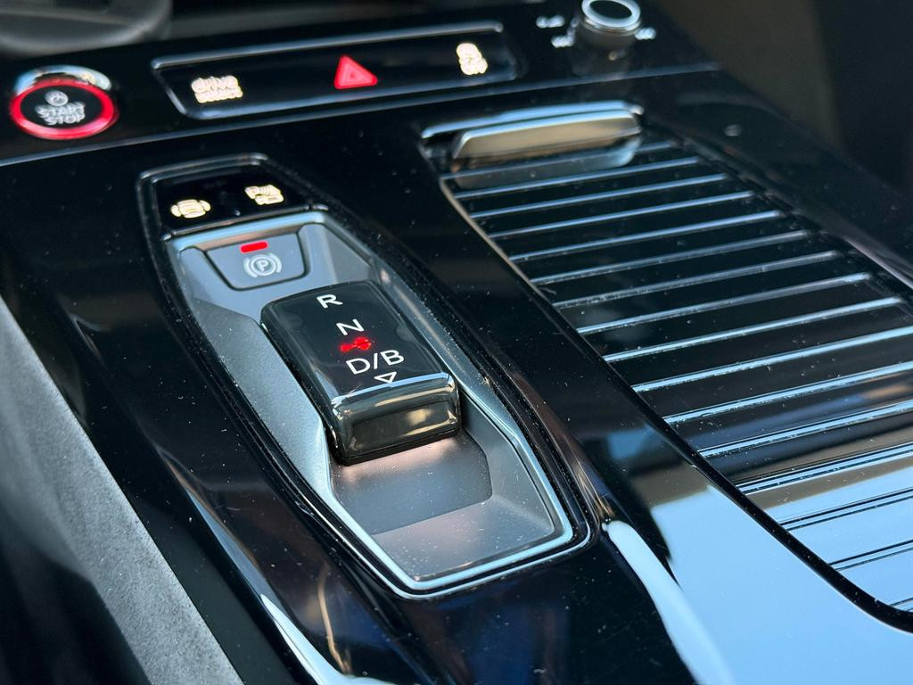 Audi S6 e-tron