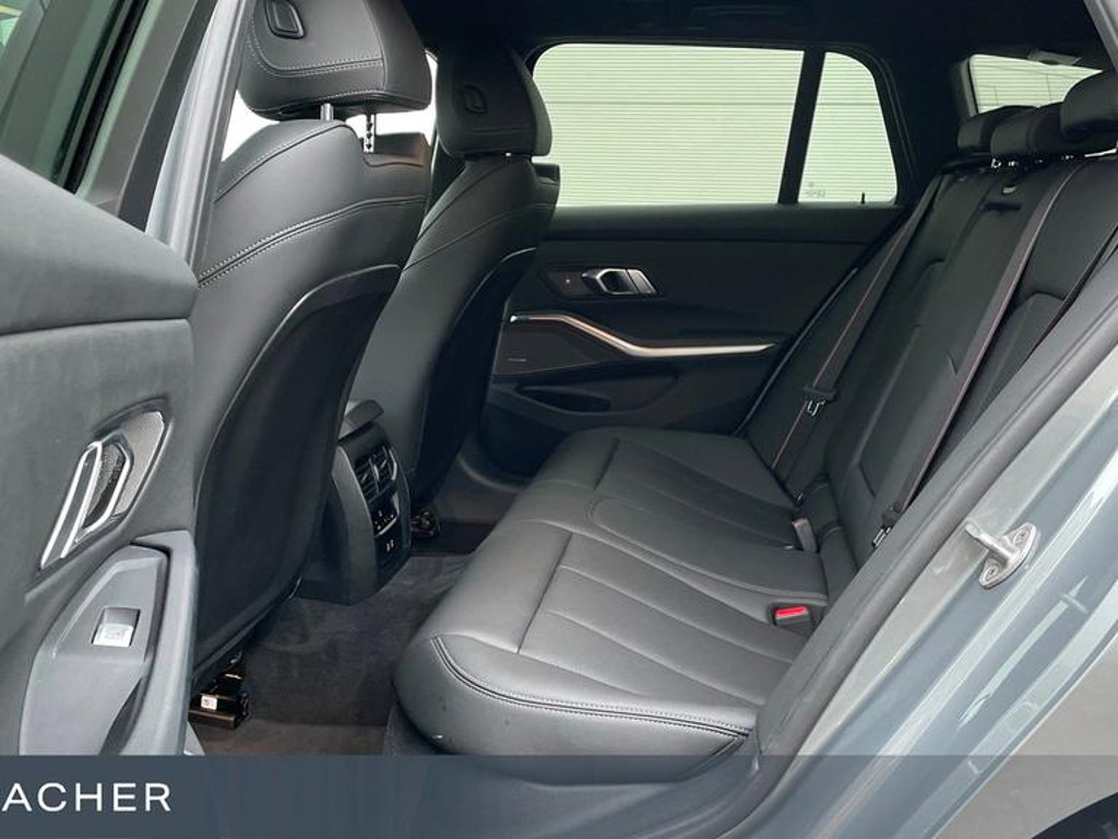 BMW 3 Serie 320 M-Sport Touring 320d
