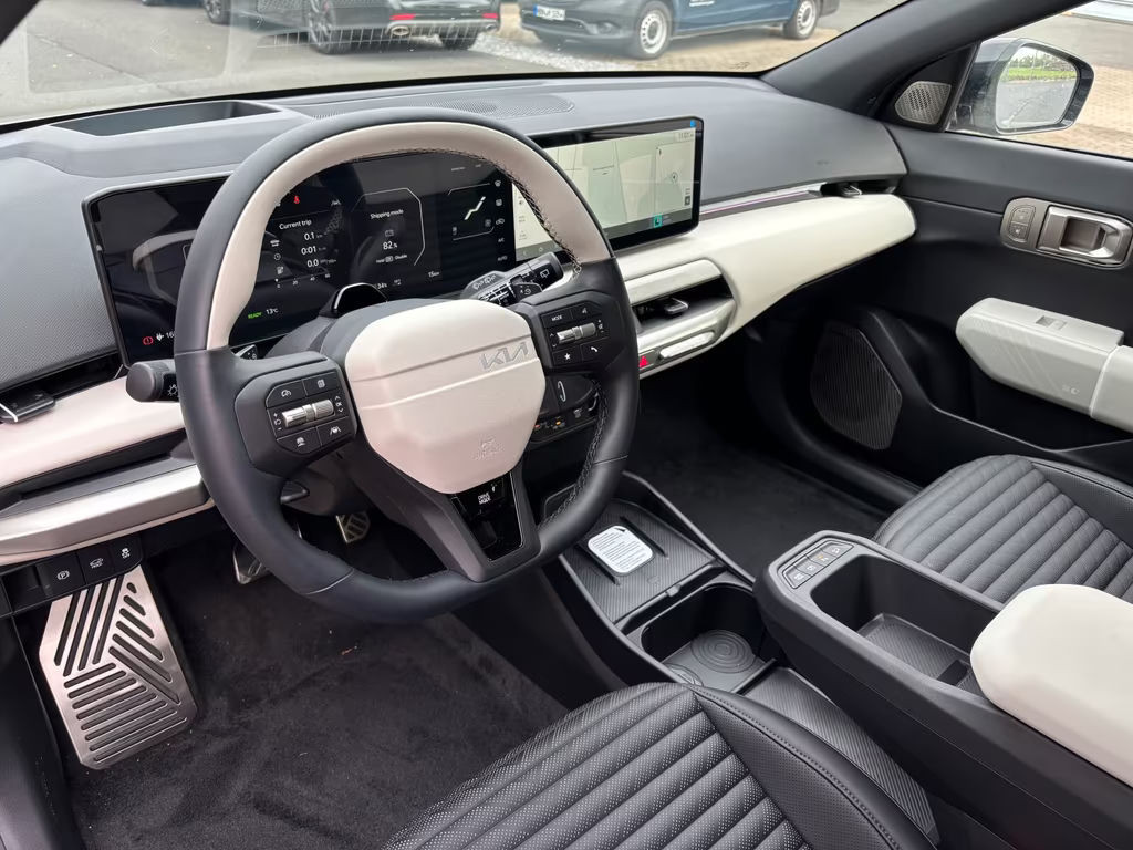 Kia EV4