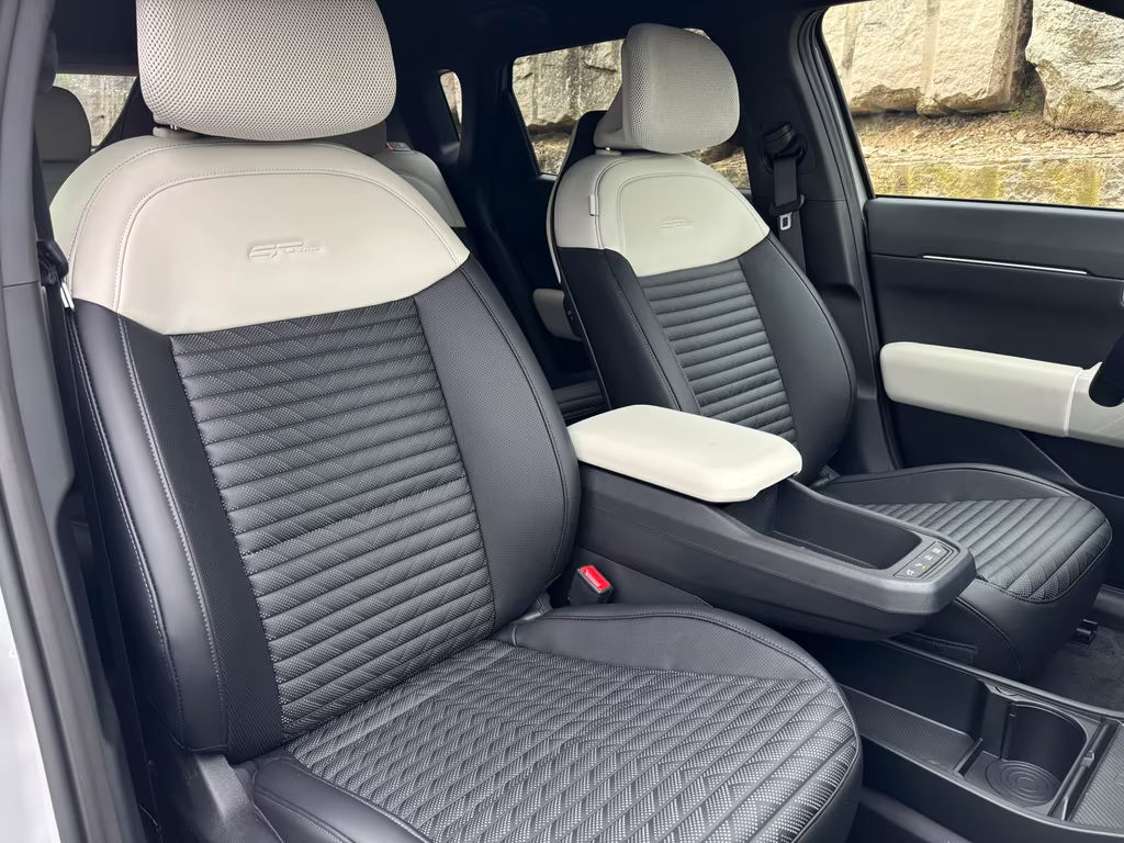 Kia EV4