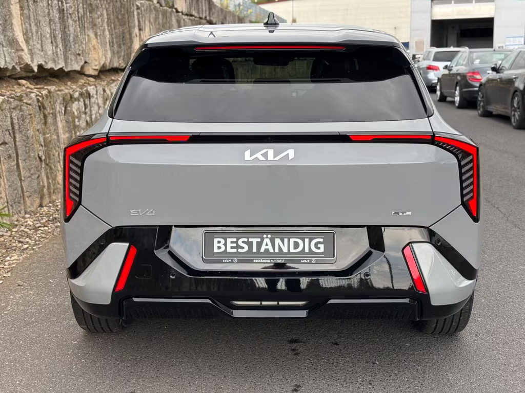 Kia EV4