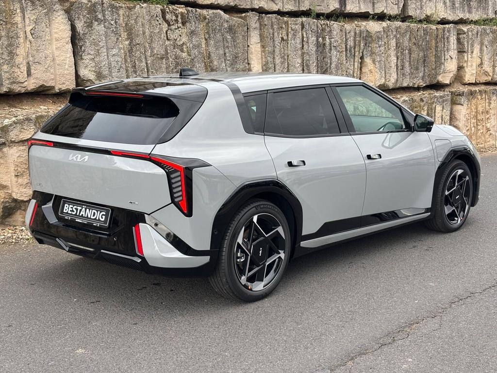 Kia EV4