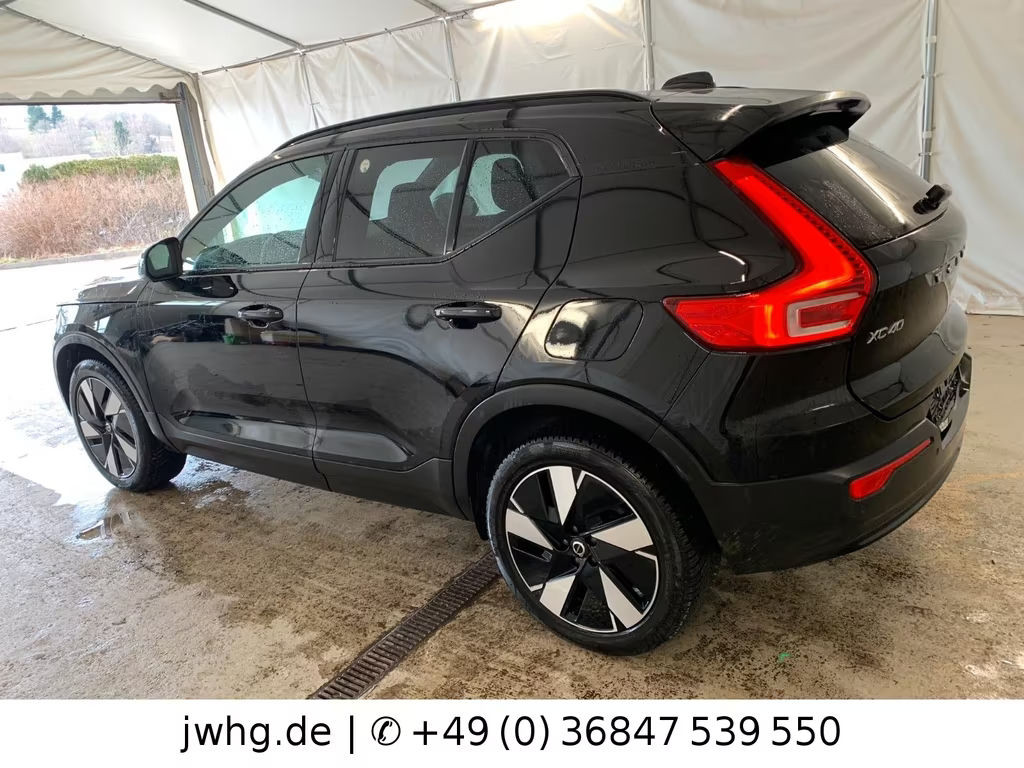 Volvo EX40