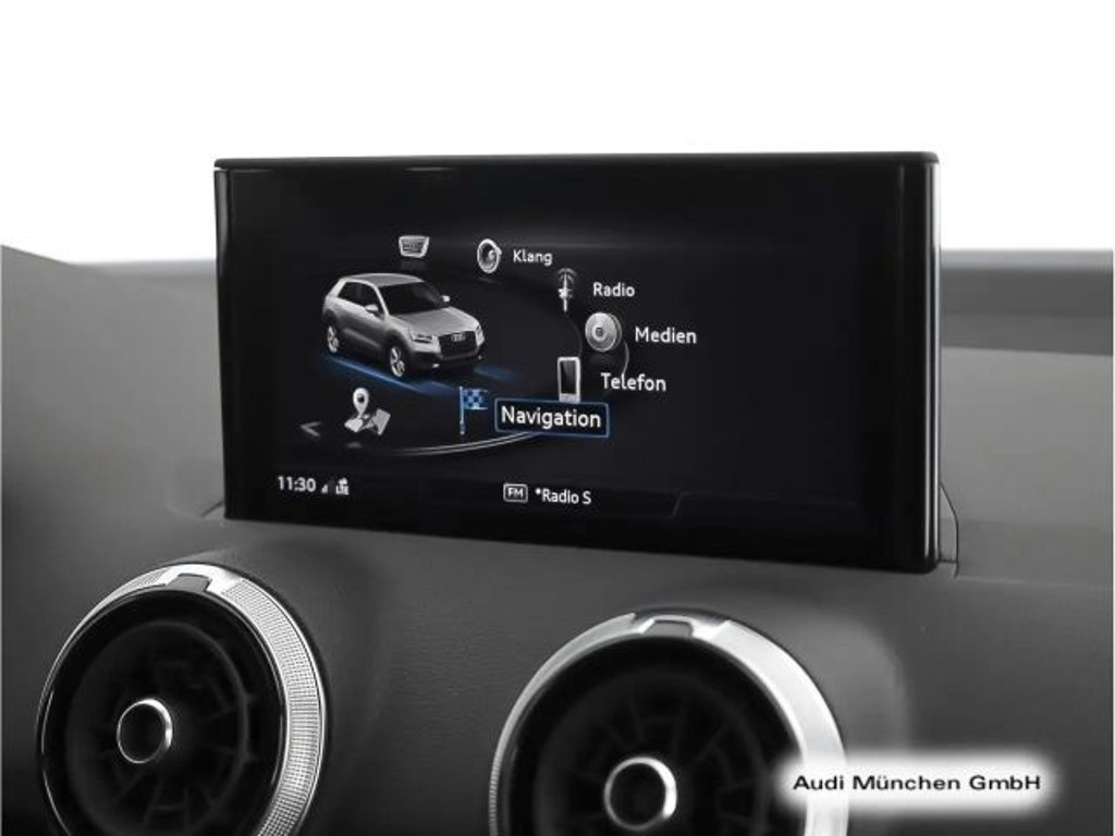 Audi SQ2