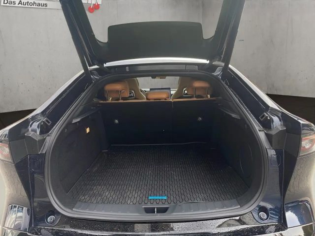 Mazda 6e
