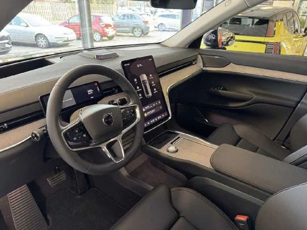 Volvo EX90
