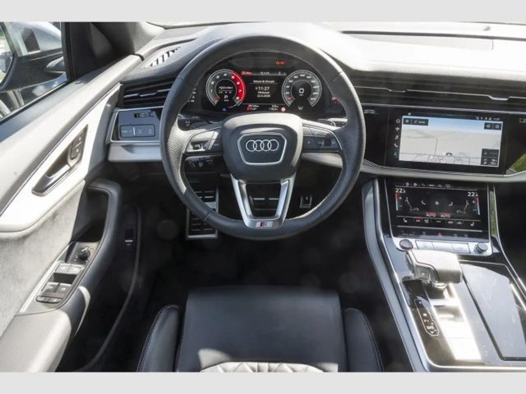 Audi SQ8