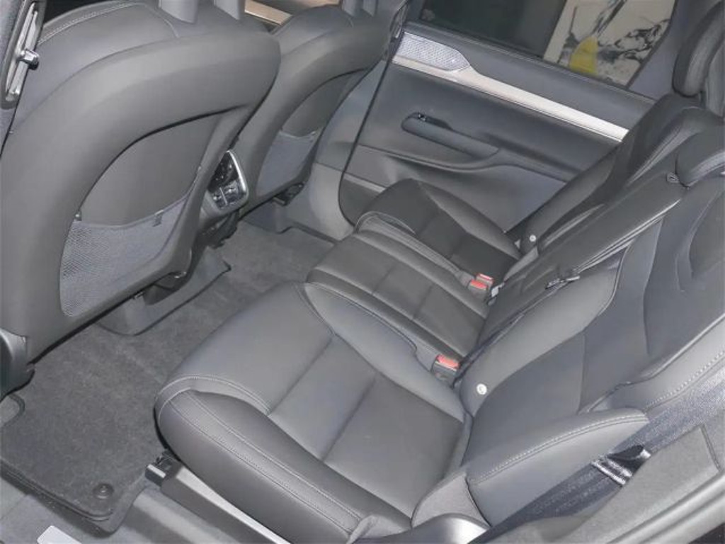 Volvo EX90