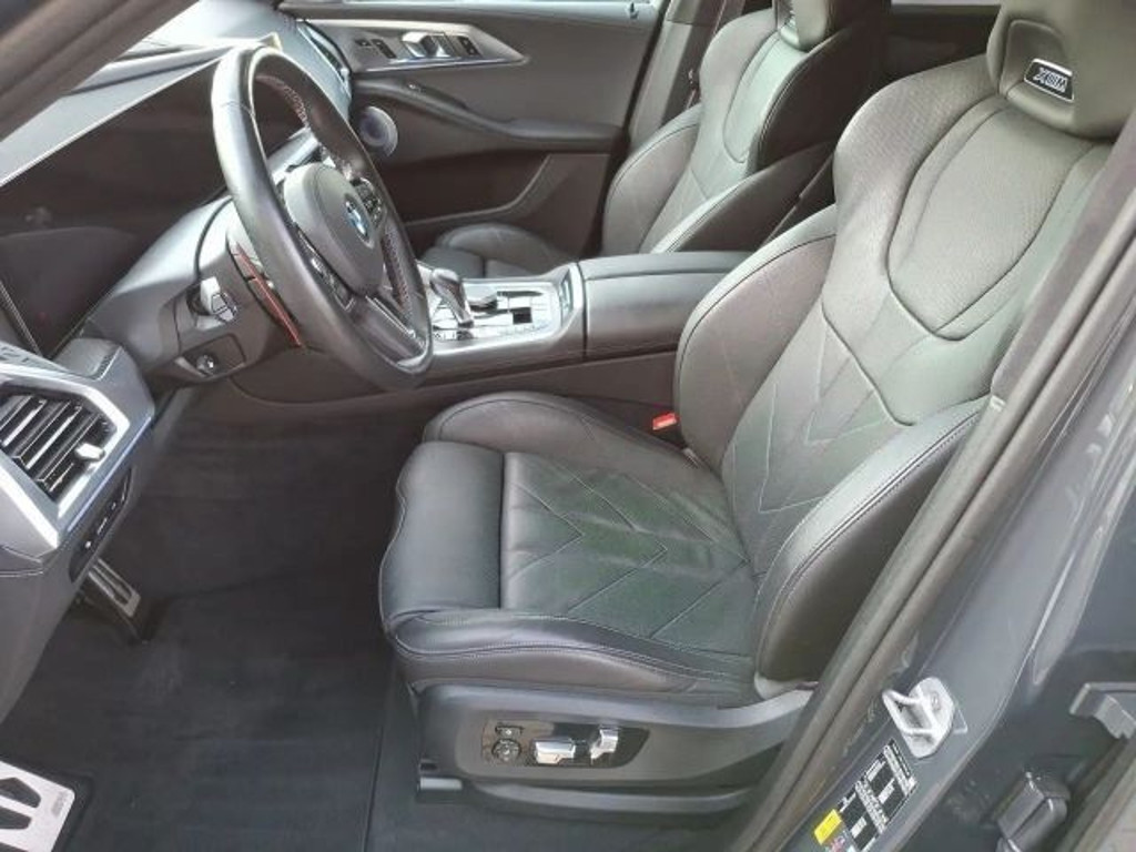 BMW XM