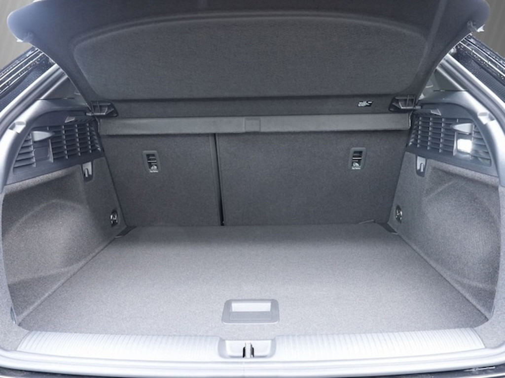 Audi SQ2