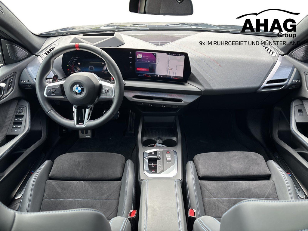 BMW M235