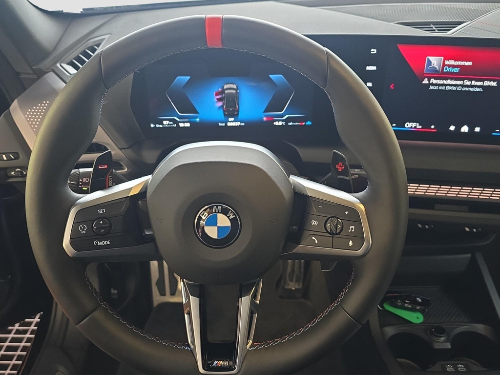 BMW M235