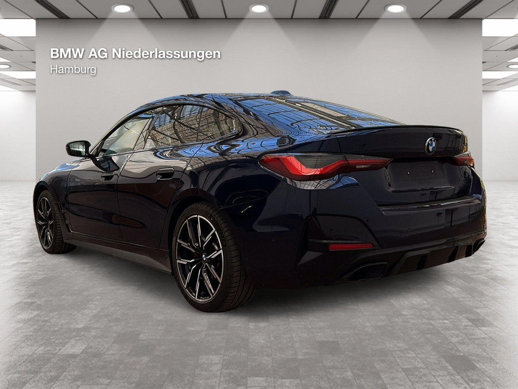 BMW M440