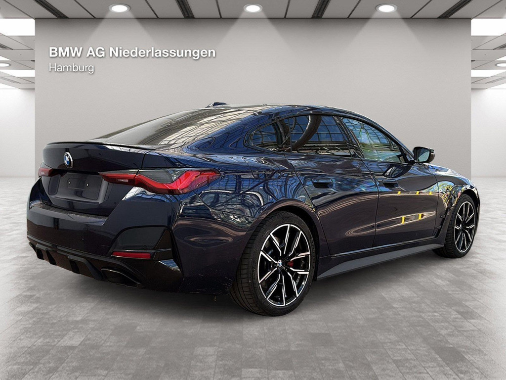 BMW M440