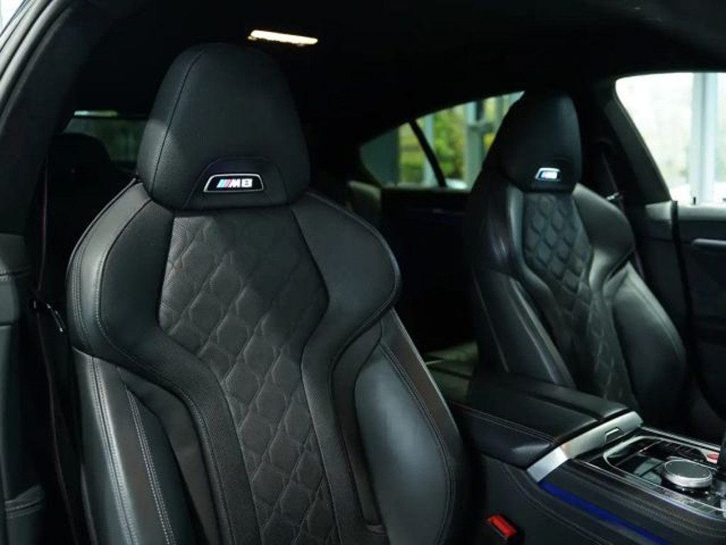 BMW M8