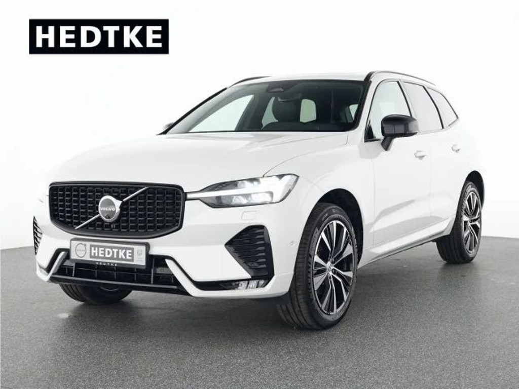Volvo XC60 AWD Plus Dark