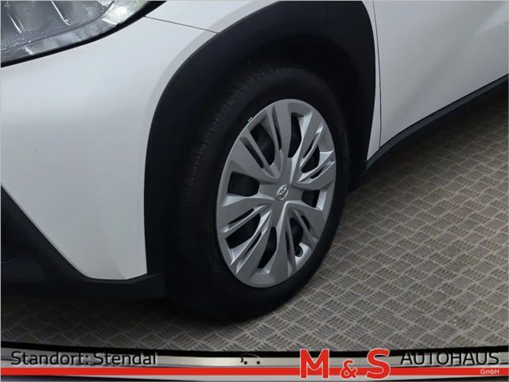Toyota Aygo X 1.0 VVT-i Play