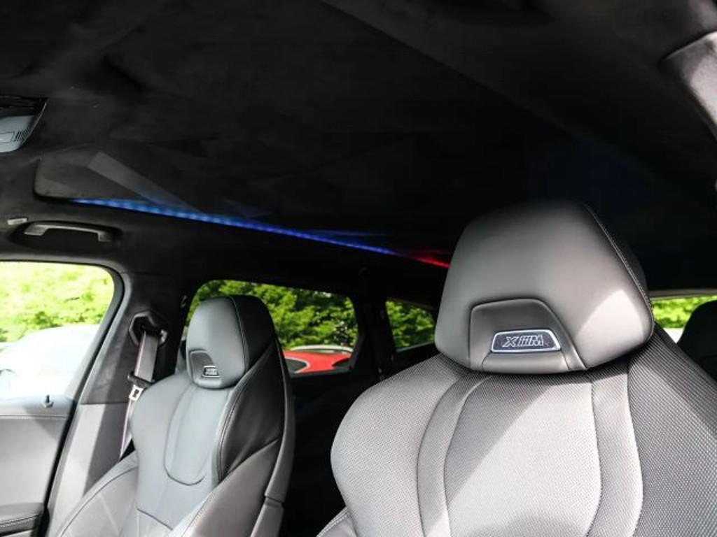 BMW XM
