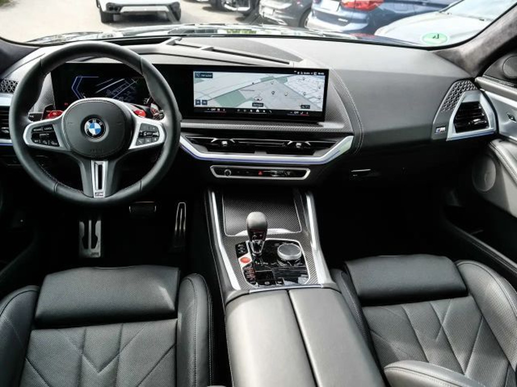 BMW XM