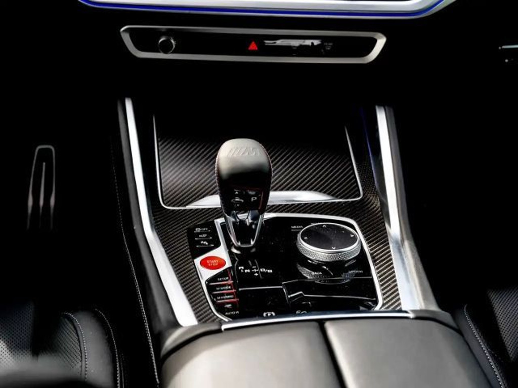 BMW XM